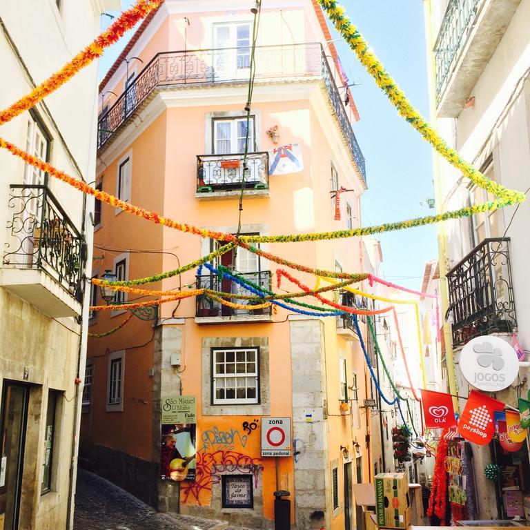 Alfama'S Nest Apartment Lisbon Ruang foto