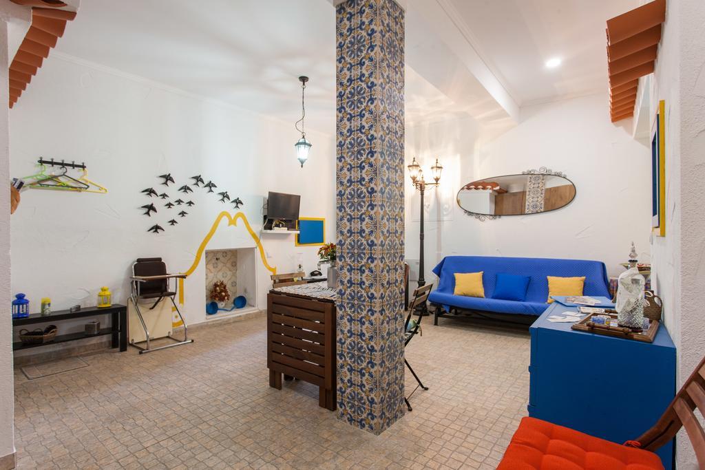 Alfama'S Nest Apartment Lisbon Ruang foto