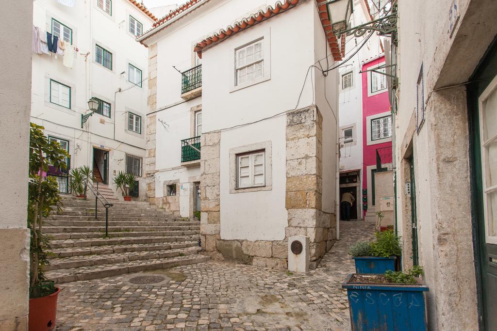 Alfama'S Nest Apartment Lisbon Ruang foto