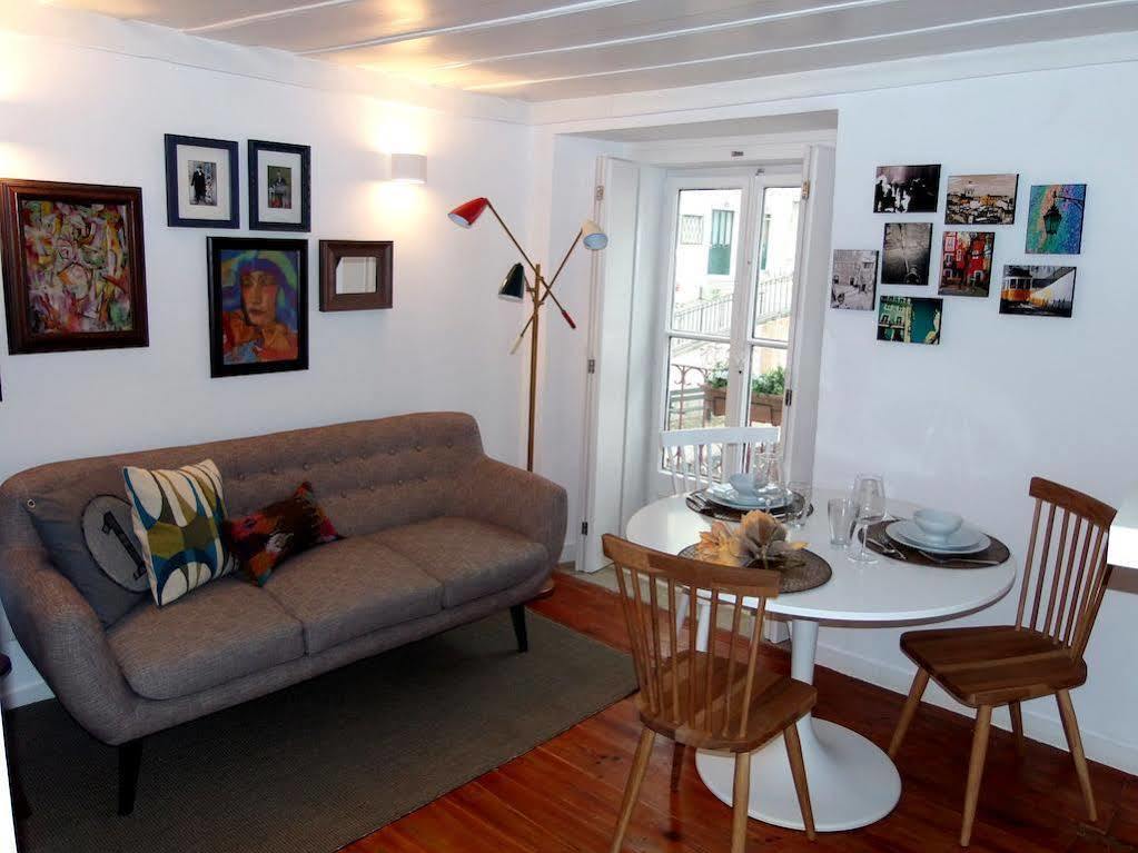 Alfama'S Nest Apartment Lisbon Bagian luar foto